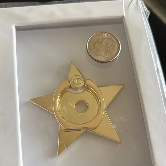 ⚜️Dior Gold Star smartphone ring GWP ⚜️ - Picture 5 of 5